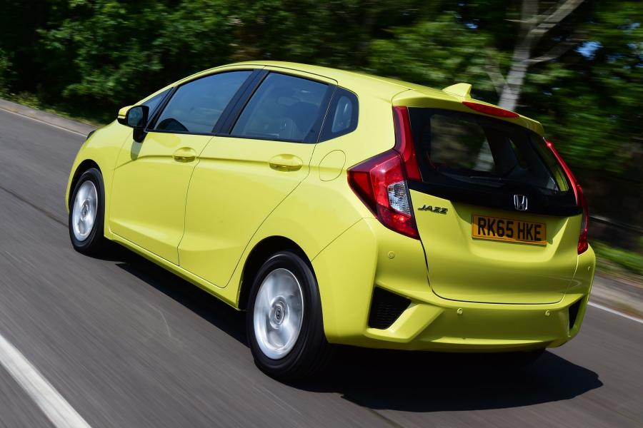  Honda Jazz 2015 года  (UK) (фото 10 из 19)